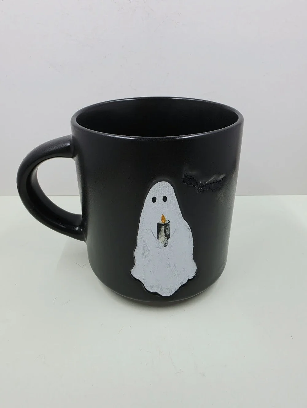 Pottery Barn Scary Squad Ghost Mugs Set Of 4 Halloween Ceramic Drinkware